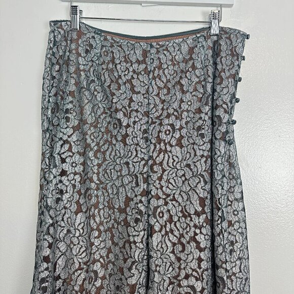 HOUSE OF CB Mara Lace Trousers in Silver Metallic Size Large - Picture 6 of 11